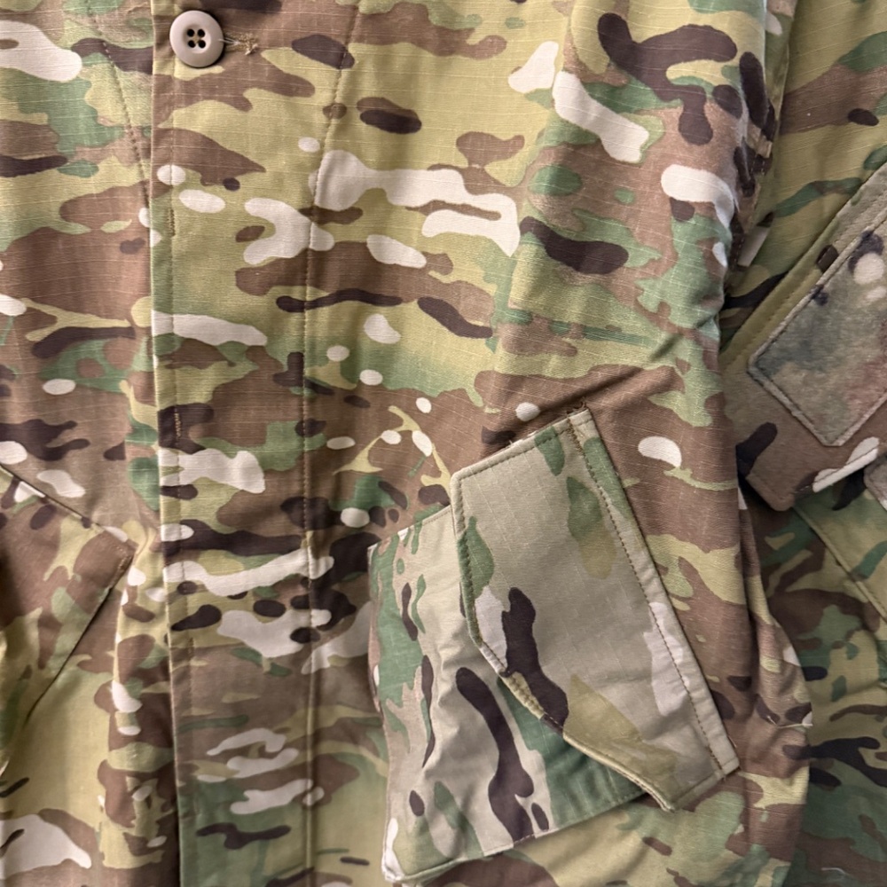 Patagonia PCU Level 9 Field Top, Multicam, Large/Regular - Picture 2 of 7